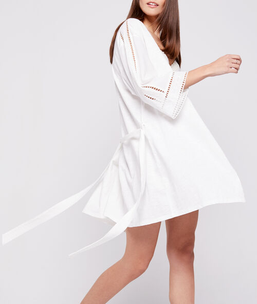 Kimonov&eacute; negliž&eacute; z&nbsp;bavlny s&nbsp;v&yacute;&scaron;ivkou b&eacute;žov&aacute;.