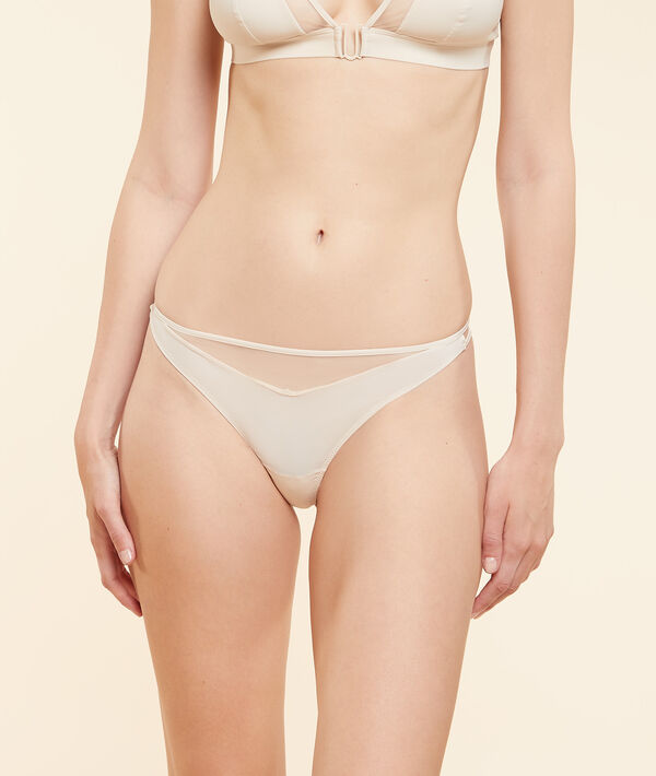Tanga bi-matière détails en tulle Tanga bi-matière détails en tulle;${refinementColor}