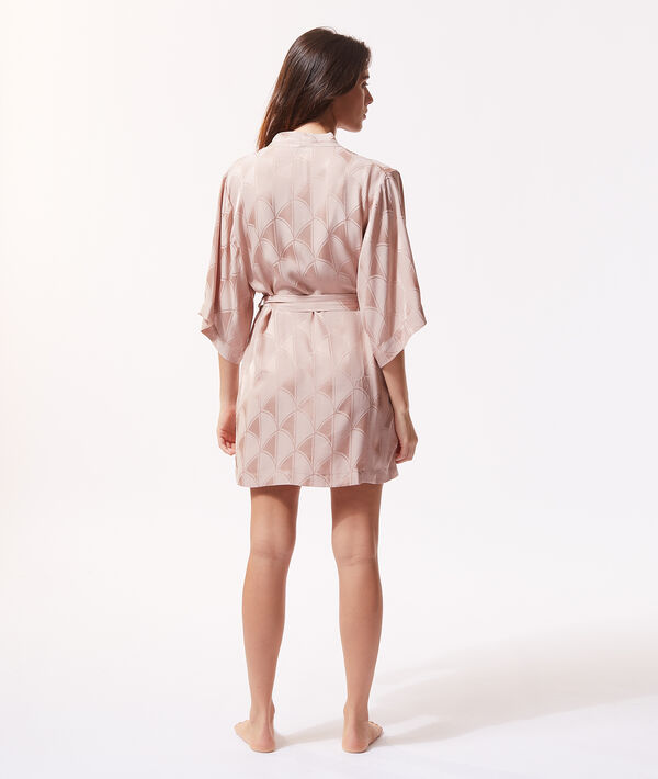 Déshabillé satiné en tissu jacquard Déshabillé satiné en tissu jacquard;${refinementColor}