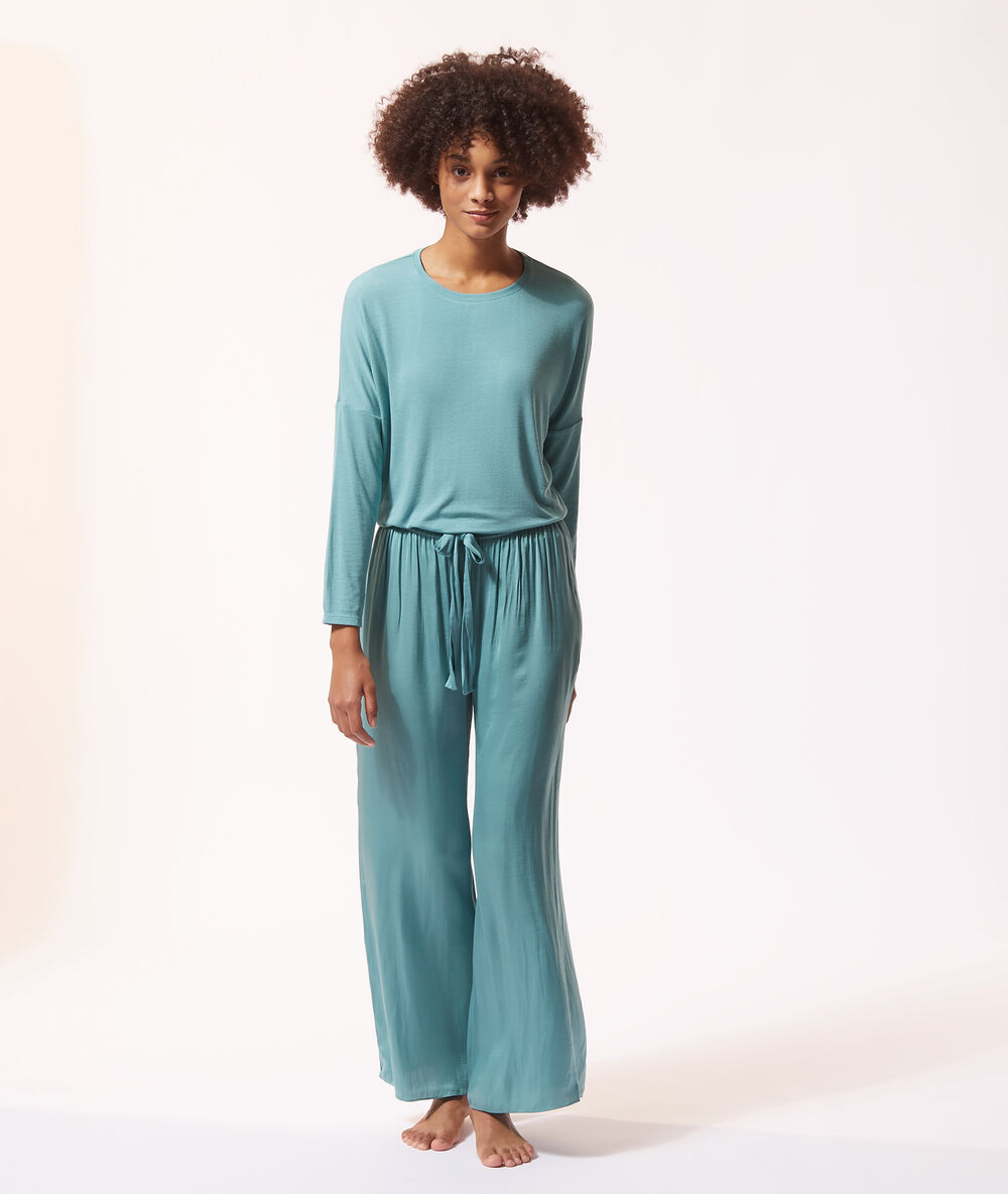 Top manches longues bleu vert.