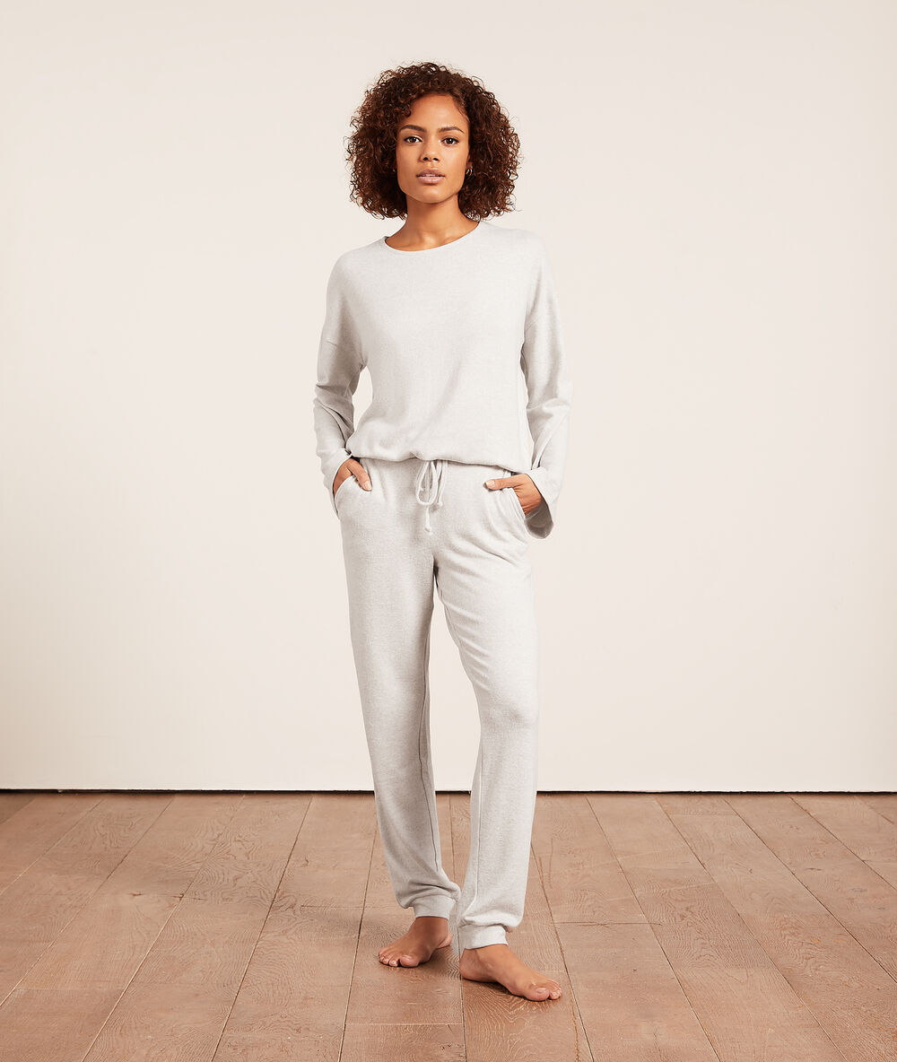 Pantalon de pyjama ecru.