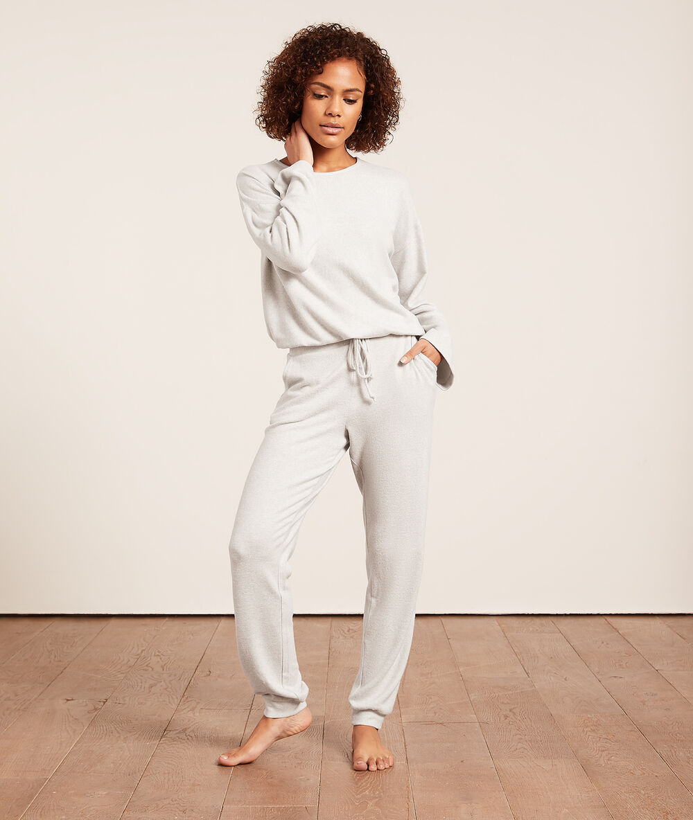 Pantalon de pyjama ecru.