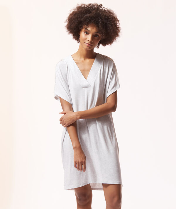 Chemise de nuit détails dentelle Chemise de nuit détails dentelle;${refinementColor}