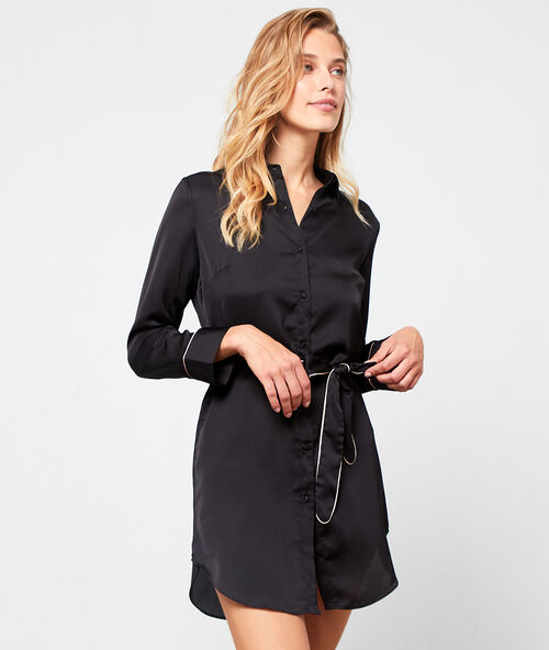 Chemise de nuit satin&eacute;e &agrave; nouer noir.