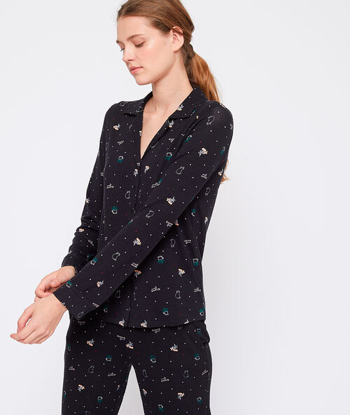 Horn&iacute; pyžamov&yacute; d&iacute;l s potiskem čern&aacute;.