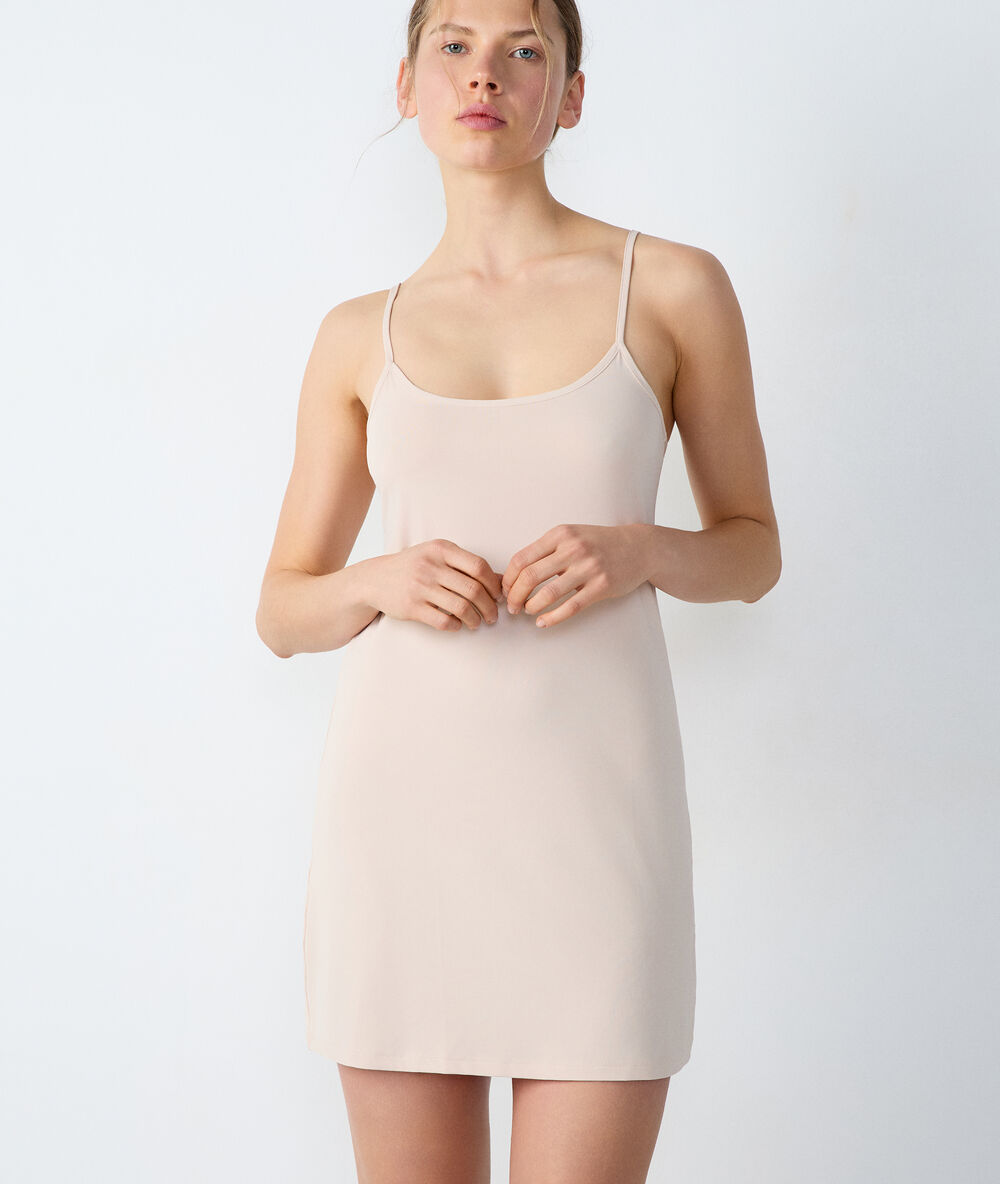 Nuisette fond de robe lin.