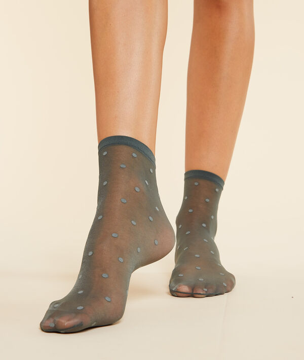 Chaussettes mode en plumetis Chaussettes mode en plumetis;${refinementColor}